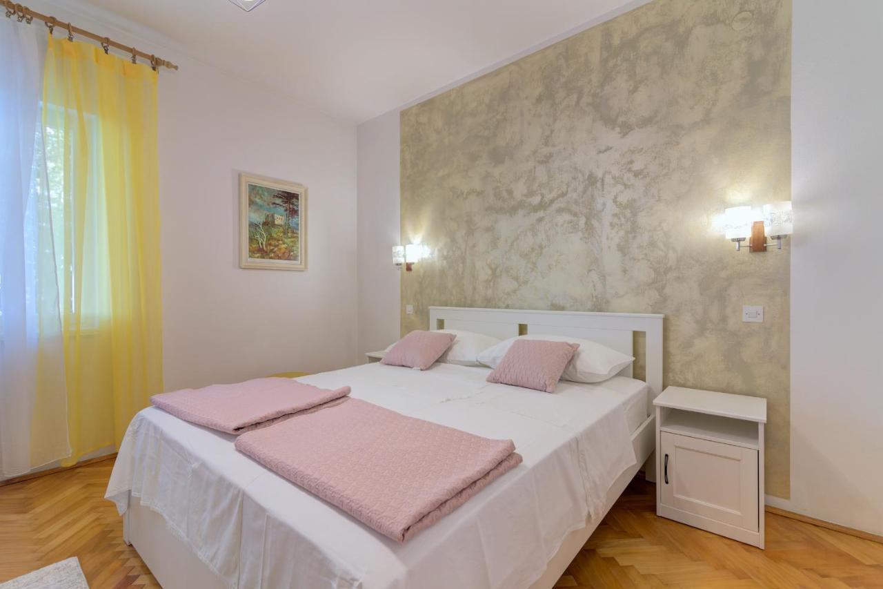 Apartments By The Beach Adela Senj Senj  Exterior foto