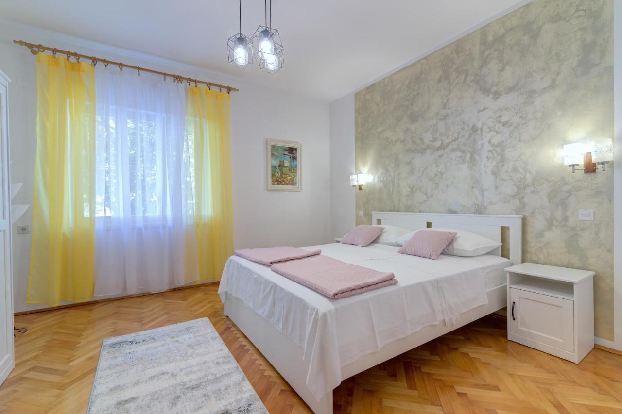 Apartments By The Beach Adela Senj Senj  Exterior foto
